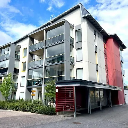 2-room 7 Min By Train From Airport
