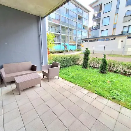 2-room 7 Min By Train From Airport * Vantaa