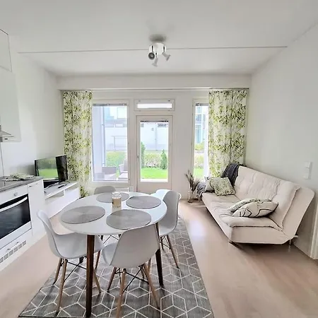 Apartman 2-room 7 Min By Train From Airport Vantaa